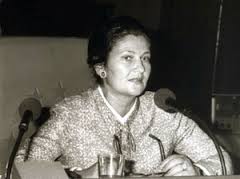 Femme politique française Première présidente du Parlement européen